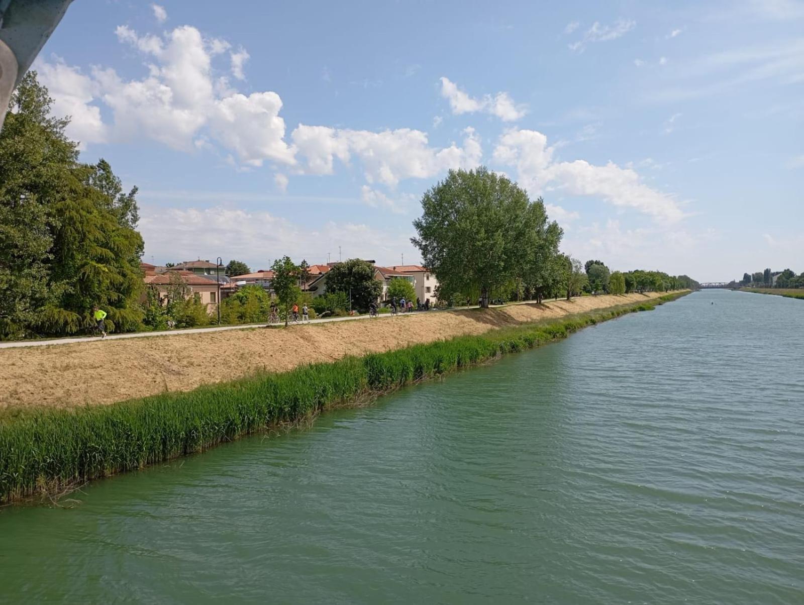 Vicino Al Prato Della Valle Intero Appartamento Parcheggio Facile Di Fronte Padua Exterior foto